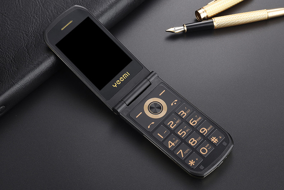 Bom preço. Flip Mobile Phone 2.6'Ecrã teclado Dual SIM Card Lâmpada de mão voz mágica YEEMI G9000 on-line