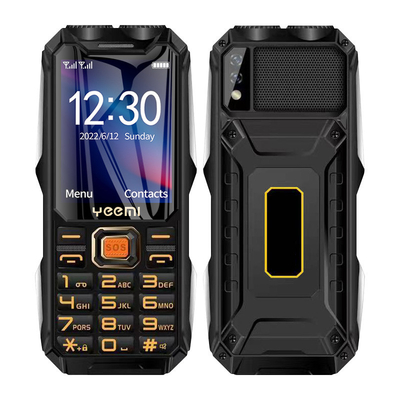 Bom preço. YEEMI Q8 2G Telefone Móvel 2.4 polegadas Dual cartões SIM 3000mAh MP3 FM Lâmpada de mão Alto-falante on-line