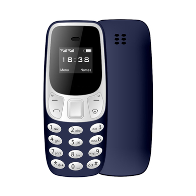 Un bon prix. Téléphone à fonctionnalité non biométrique 2G avec écran de 0,66 pouce et deux emplacements SIM en ligne